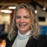 Beth Larrabee head shot