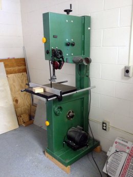 Band saw
