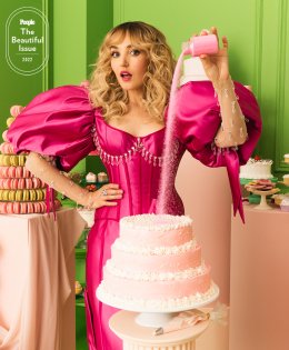 Peoples Mag - Chloe Fineman