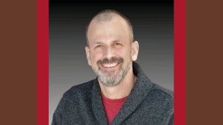 Dr. Damon Berry Headshot