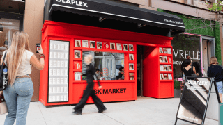 Olaplex Mask Market - Fashion Week