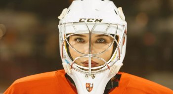 Emma Nordstrom wearing a goalie mask.
