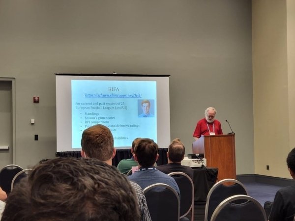 Robin Lock Presenting August 2022