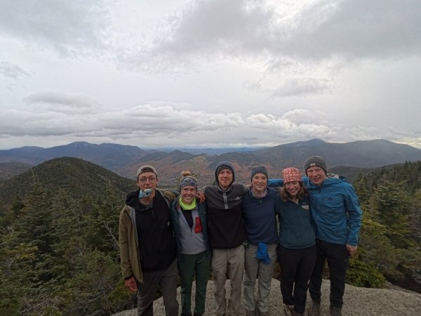 Group photo on Upper Wolfjaw (our last peak of the trip).