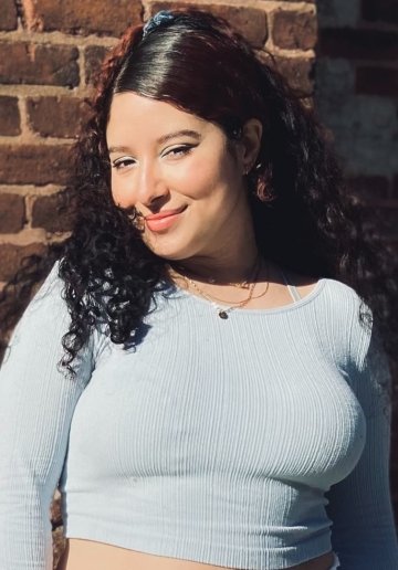 Gabriella Diaz's headshot. 