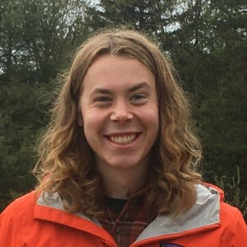 Headshot of Peter Eckhardt, class of 2020.