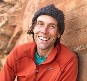 headshot of chris ingraham