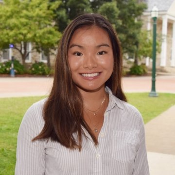 Shea Tomlinson headshot