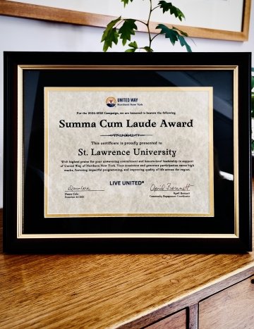 The "Summa Cum Laude" award plaque honoring St. Lawrence's contributions to United Way of Northern New York 