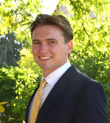 Headshot of Hayden Beyer. 