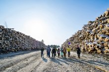 St. Lawrence students at renewable energy plant